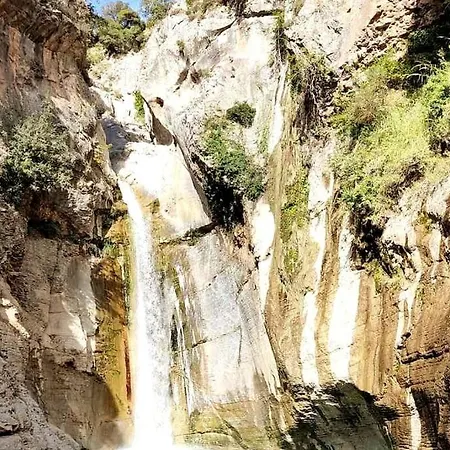 بيت للعطل Agrikia In Evia